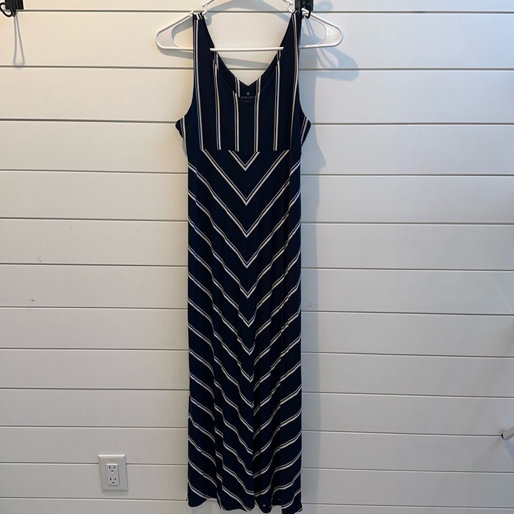 Athleta maxi dress Navy Blue White Stripe XS